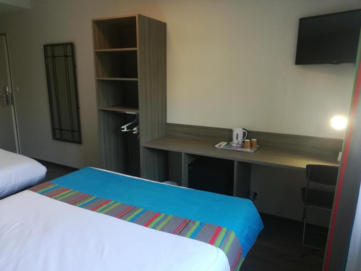 Hotel Le Majestic Canet Plage Екстериор снимка