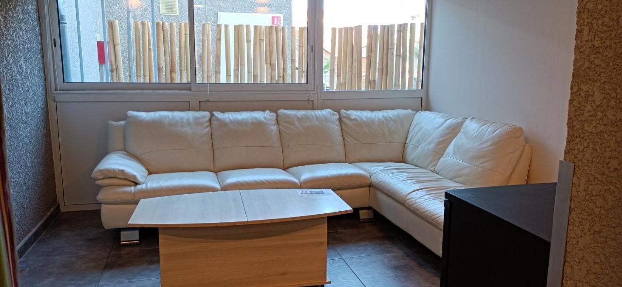 Hotel Le Majestic Canet Plage Екстериор снимка