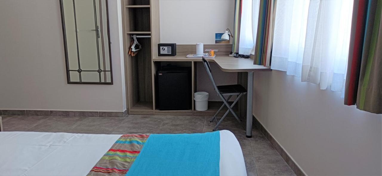 Hotel Le Majestic Canet Plage Екстериор снимка